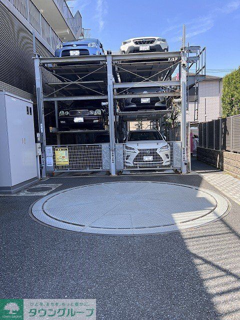 駐車場　駐車場