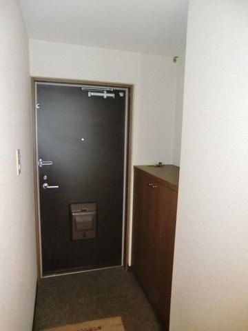 玄関　シューズボックス付きの玄関です