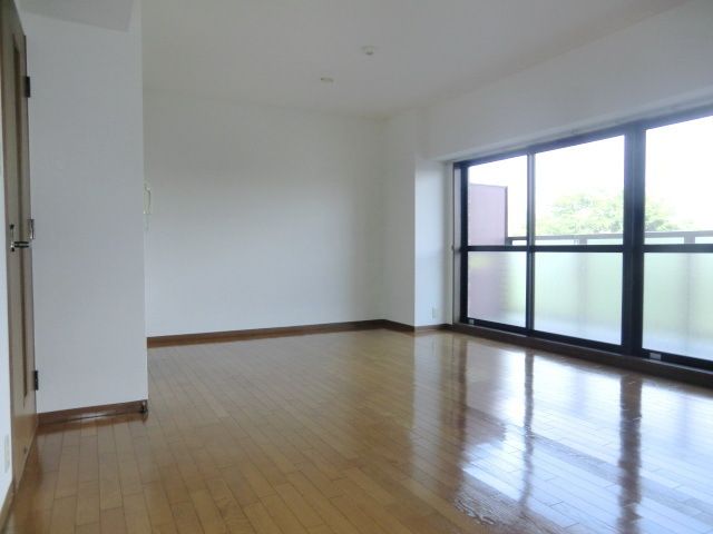 居室・リビング　陽あたり良好