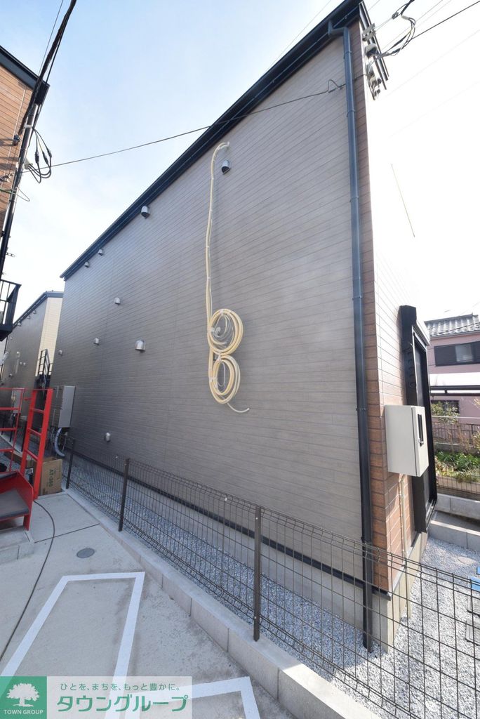 エントランス　駐車場