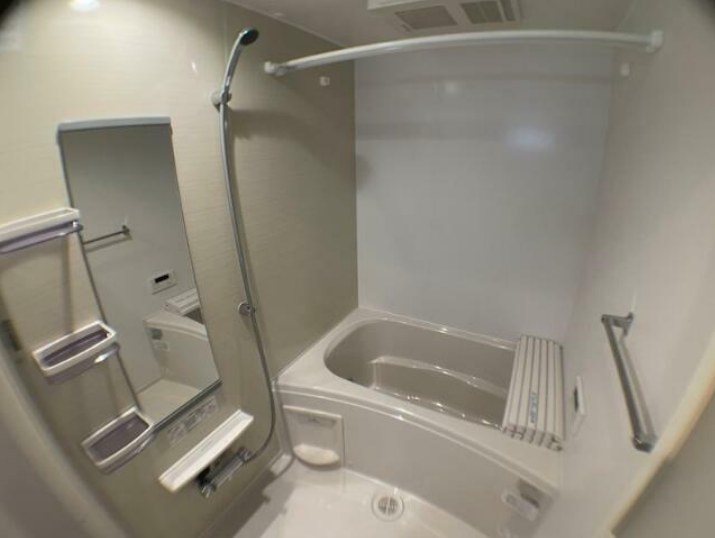 バス・シャワールーム　清潔な浴室！