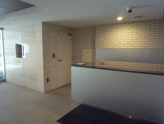 エントランス　エステムコート難波サウスプレイスIVパークグレイス　エントラン