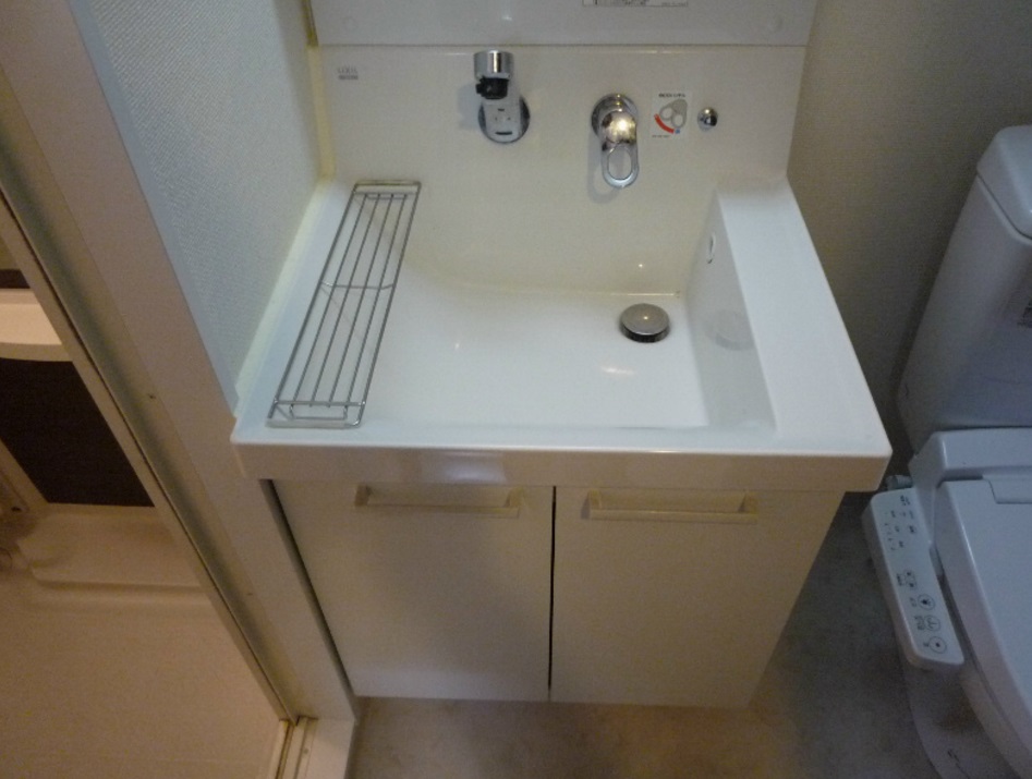 洗面設備　エステムコート難波サウスプレイスIVパークグレイス　シャンプー