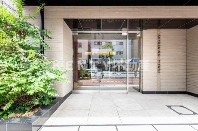 エントランス　建物の内部です