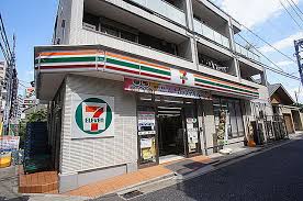 コンビニ　セブンイレブン下高井戸駅北口店（コンビニ）まで412m
