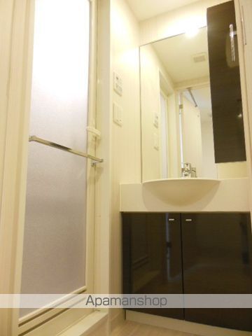 みなとみらい線 元町・中華街駅 徒歩6分 11階建 築15年の内装写真