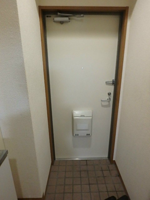 玄関　※他号室写真