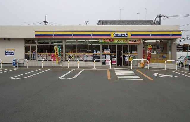 コンビニ　ミニストップ豊橋神ノ輪町店（コンビニ）まで146m