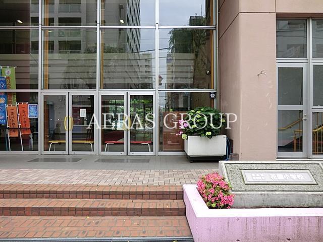 小学校　新宿区立花園小学校（小学校）まで238m