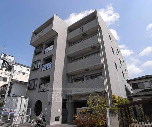 建物外観　中書島駅徒歩１分のコンクリートマンション