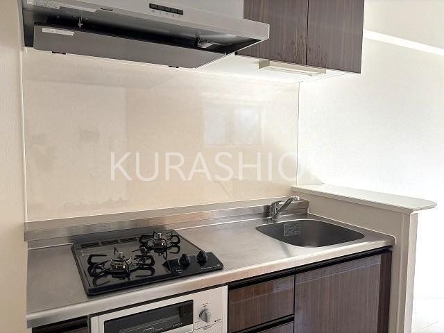 キッチン　写真は１号室タイプのものになります。