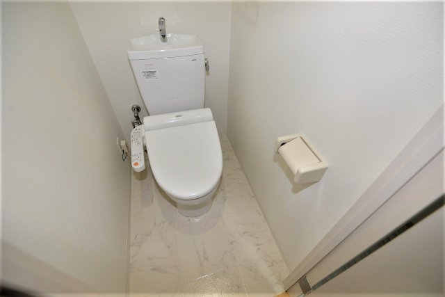 トイレ　ゆったりとした空間のトイレです