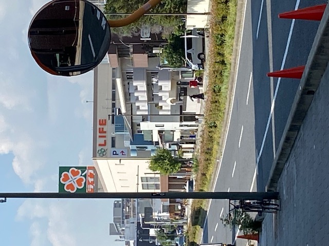 スーパー　ライフ夙川店（スーパー）まで353m