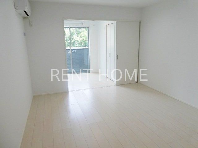 居室・リビング　リビング～洋室