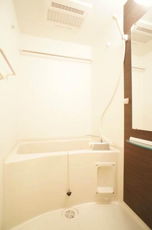 バス・シャワールーム　※別号室の参考写真となります。