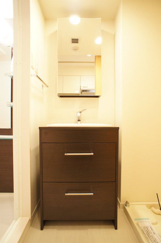 洗面設備　※別号室の参考写真となります。