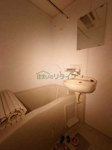 バス・シャワールーム　別部屋参考写真