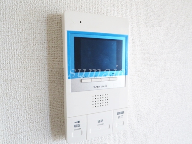 セキュリティ　モニター付きインターホン完備です☆