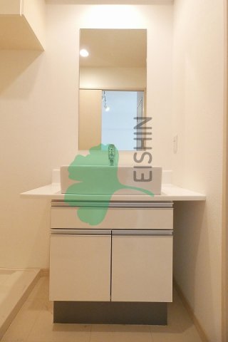 洗面設備　シンプルで使いやすい洗面台です！