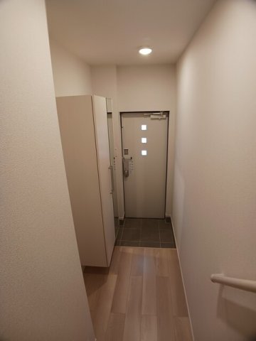 玄関　明るい玄関です