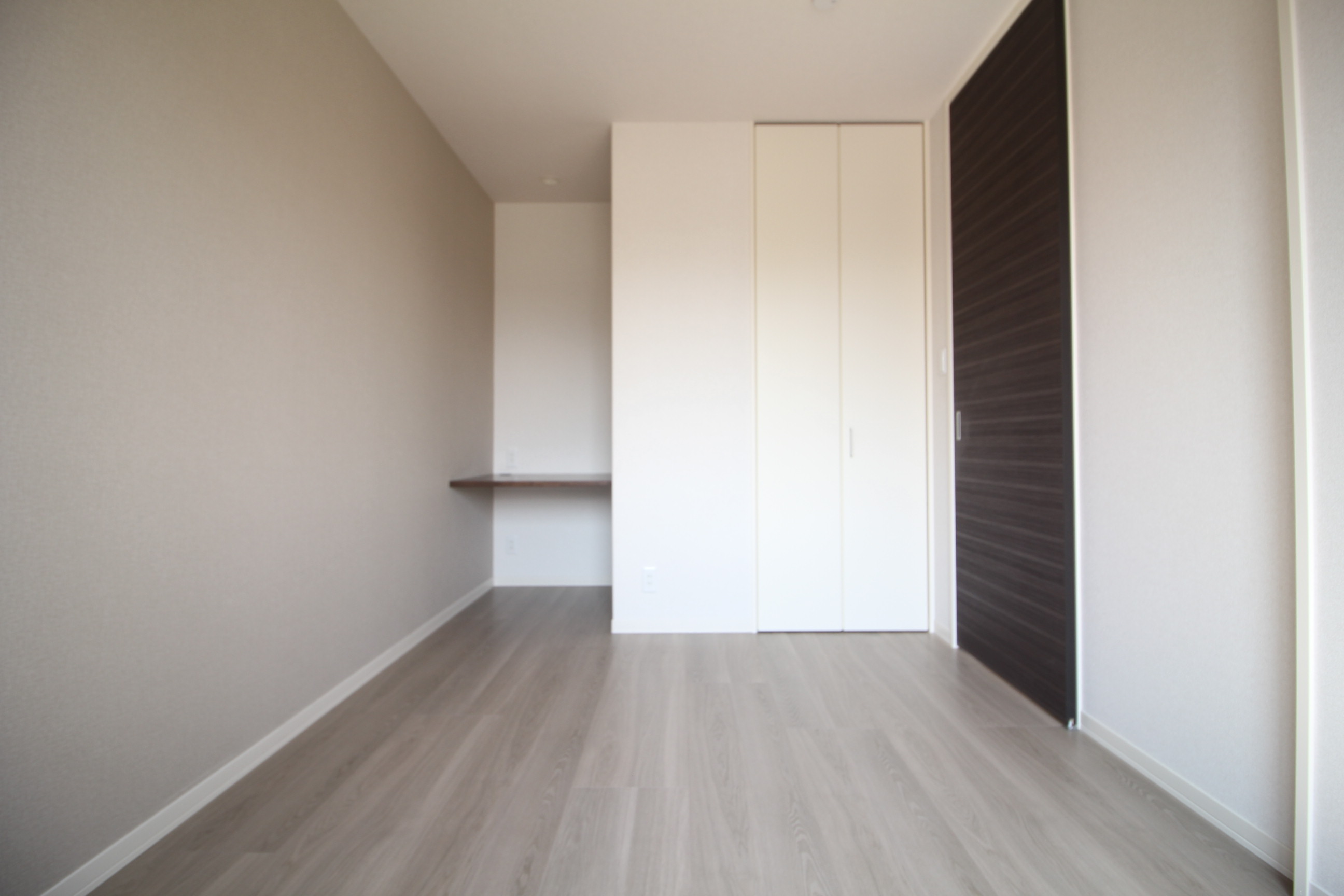 その他部屋・スペース　1.4帖の書斎のある6帖居室♪