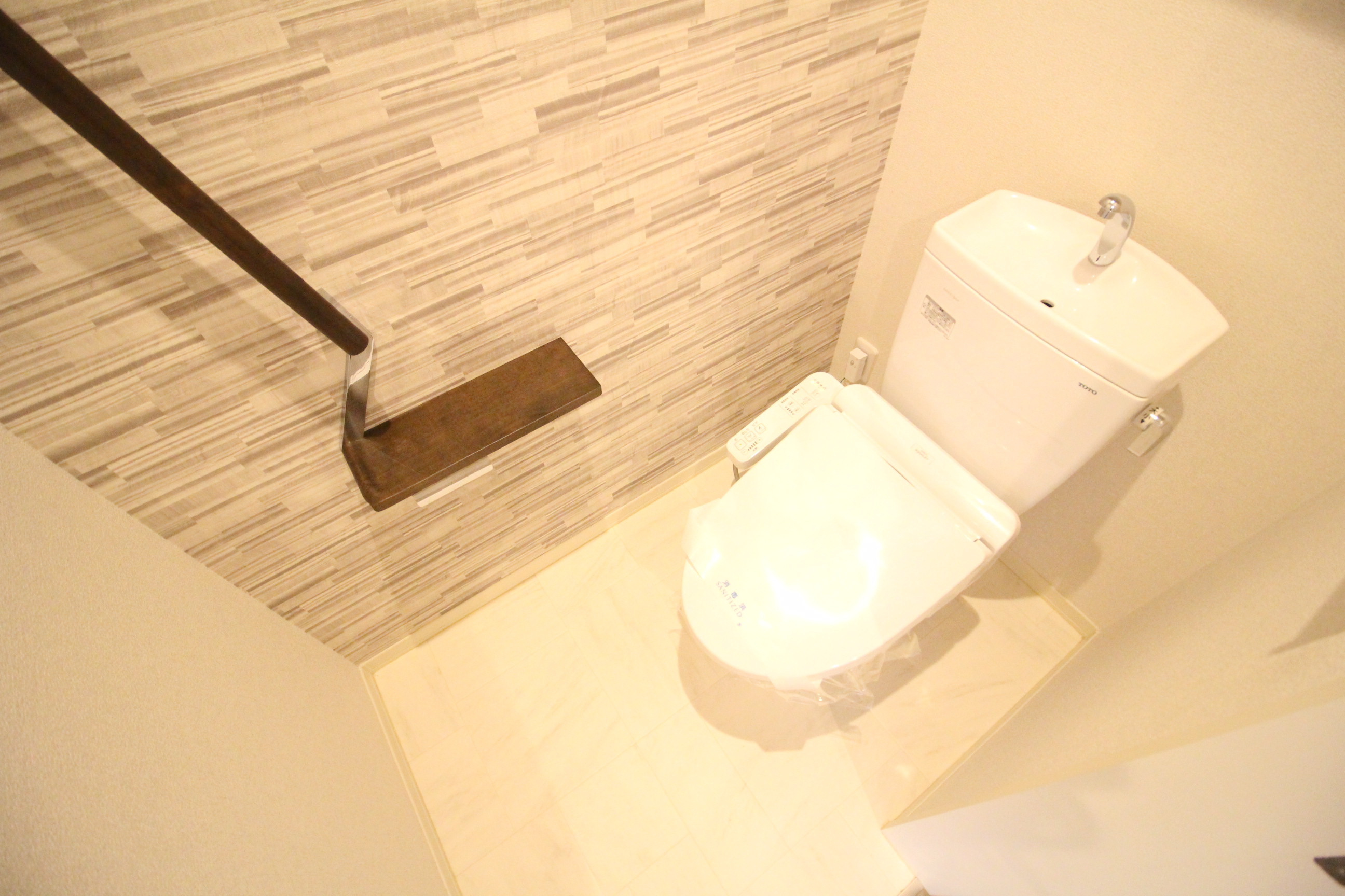 トイレ　暖房洗浄便座♪