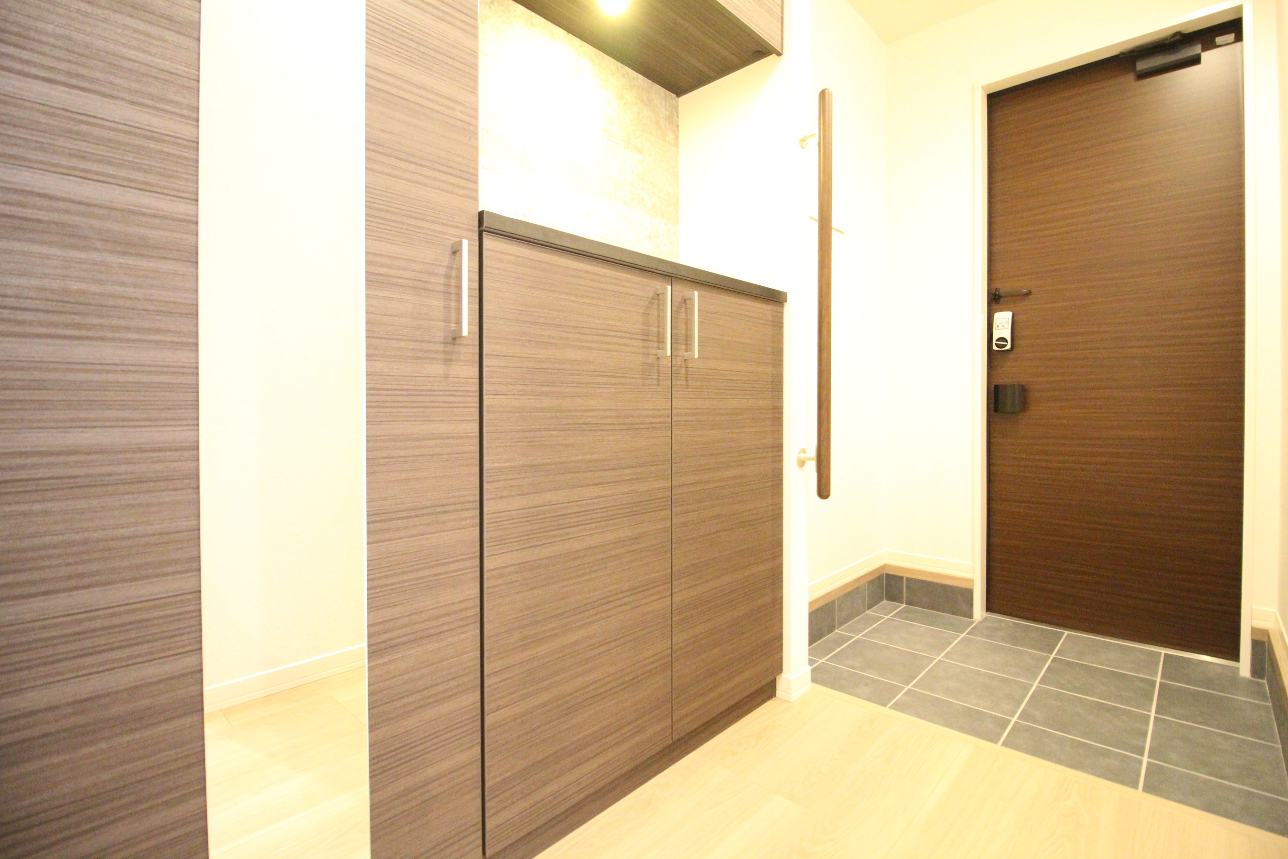 玄関　シューズBOXあります♪