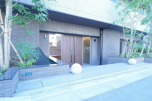 エントランス　エントランス