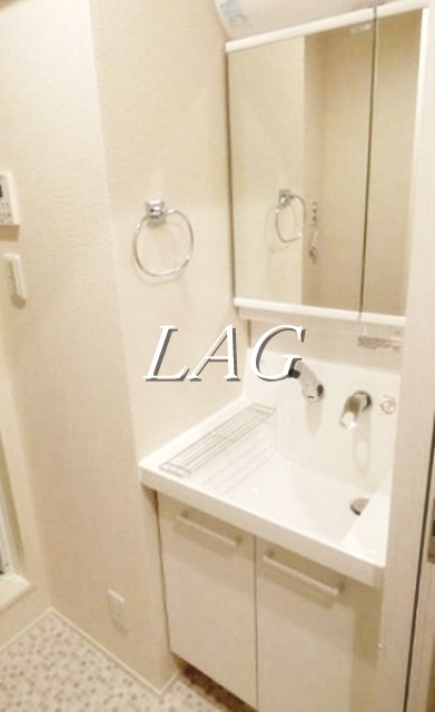 洗面設備　独立洗面台です。