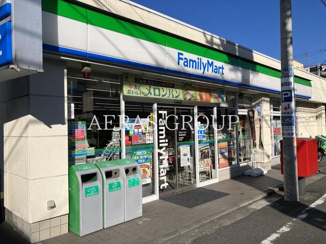 コンビニ　ファミリーマート 横浜釜台町店（コンビニ）まで97m