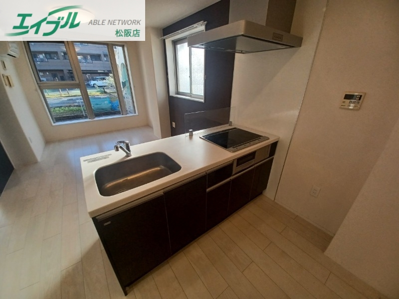 キッチン　同型参考写真