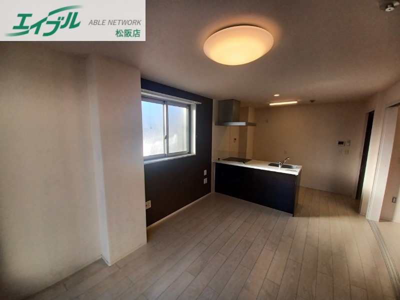 居室・リビング　同型参考写真