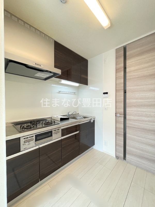 キッチン　別部屋写真