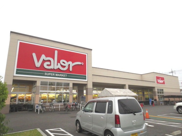 スーパー　バロー（スーパー）まで878m