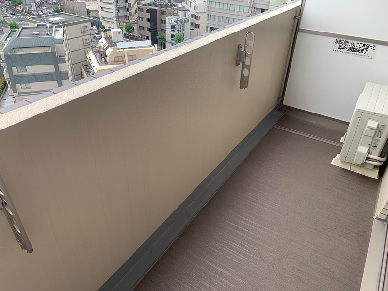 バルコニー