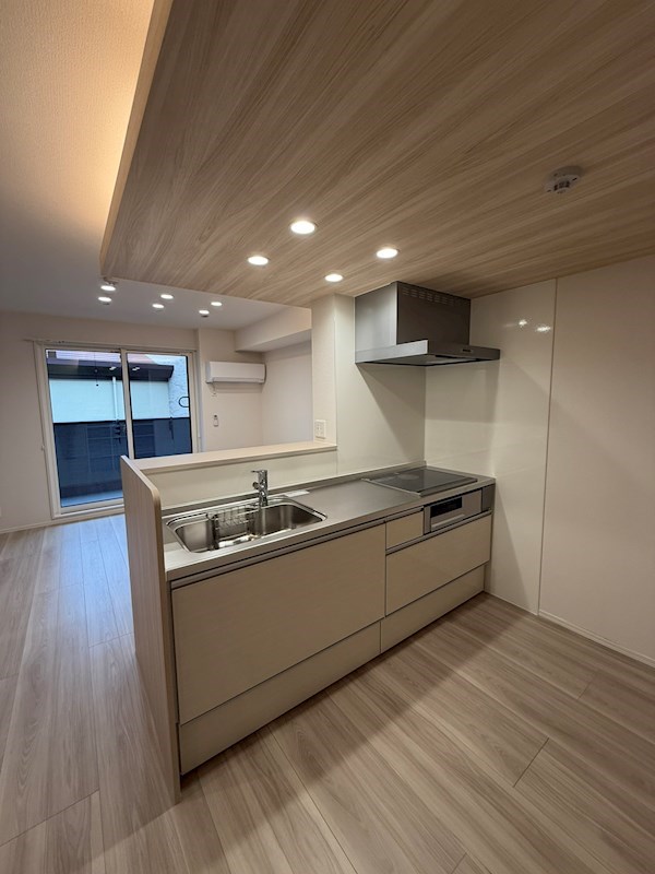 キッチン　（参考写真）同じ間取の別のお部屋です