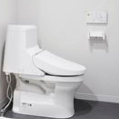 トイレ　同一仕様写真　温水洗浄便座です☆