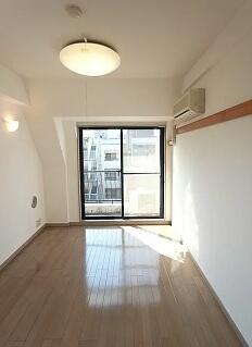 居室・リビング　※ほかのお部屋の写真?