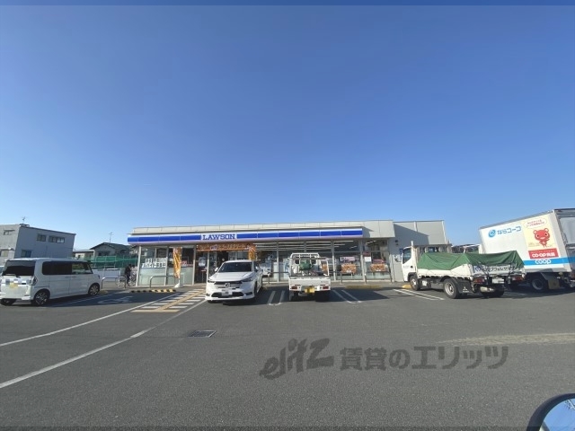 コンビニ　ローソン田原本町薬王寺店（コンビニ）まで1000m