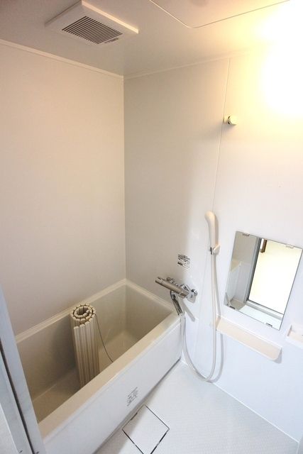 バス・シャワールーム　★ゆったりバスタブ★