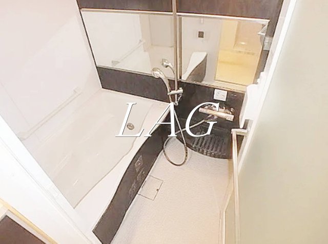 バス・シャワールーム　お風呂です。