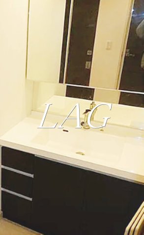 洗面設備　洗面台です。