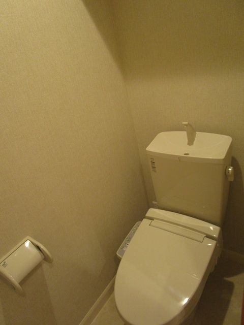 トイレ　※他号室参考写真