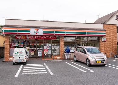 コンビニ　セブンイレブン 江戸川北葛西2丁目店（コンビニ）まで571m