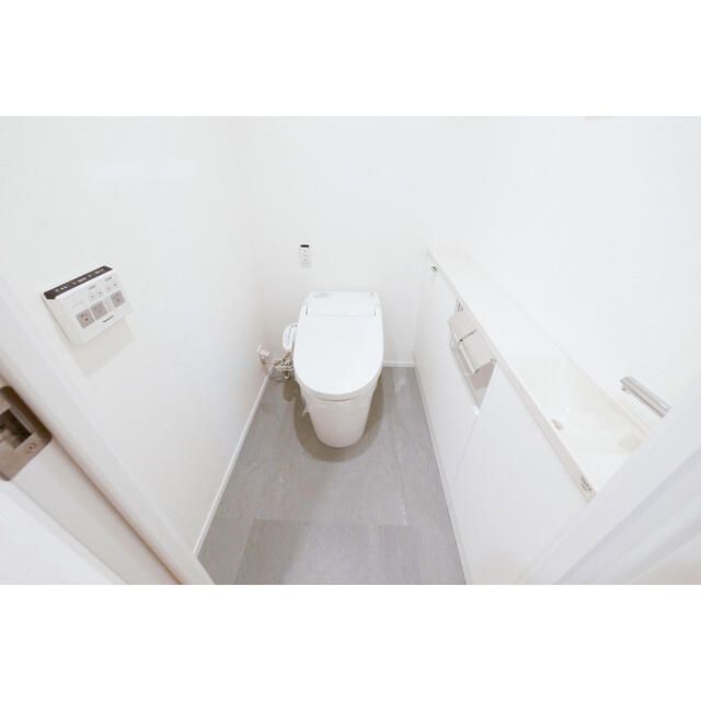 トイレ　参考写真