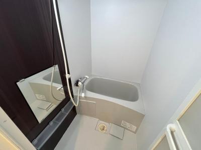 バス・シャワールーム　一日の疲れを癒せますね。