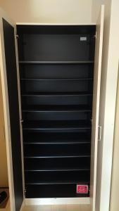 玄関　玄関収納もございます。