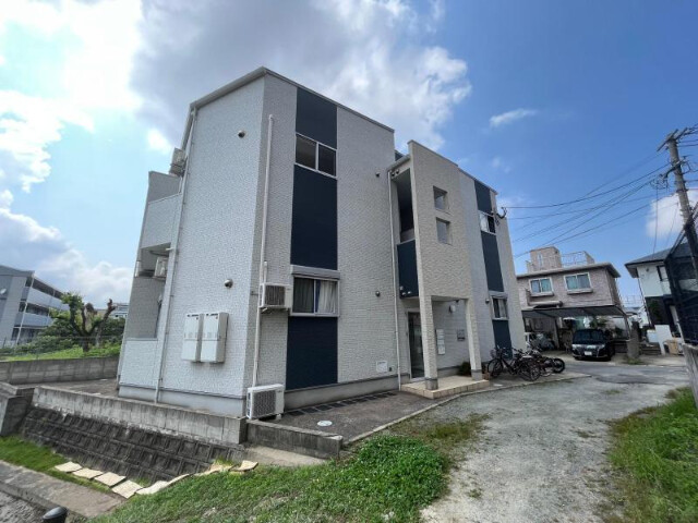 建物外観　人気の駅チカ1LDK物件です！