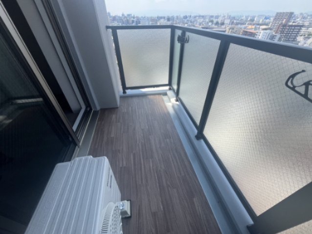 バルコニー　陽当たり良好なバルコニーです