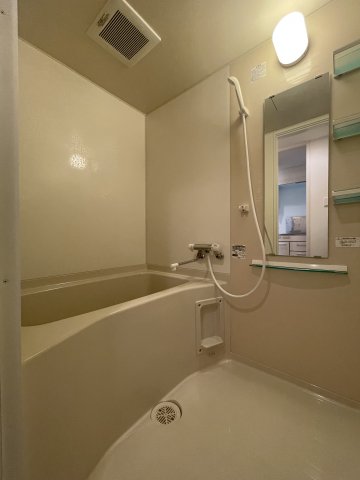 バス・シャワールーム　AFFLUENCE難波　風呂